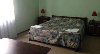 Гостиница Беринг Красная Поляна Стандартный двухместный номер с 1 кроватью или 2 отдельными кроватями-4